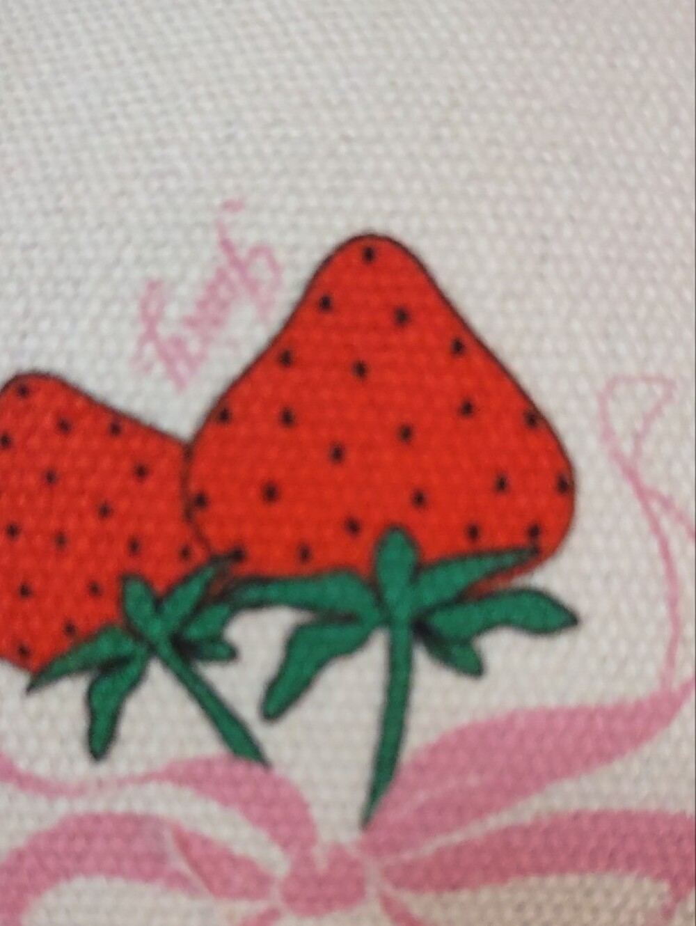 Juicy Couture Strawberry Festival Shoulder Bag Bow Cream Multi NWT Bunny Charm. - Picture 3 of 11